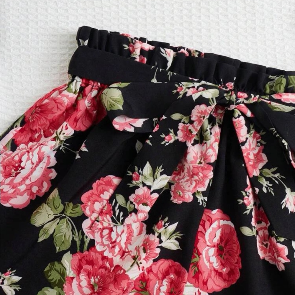 Boho scallop trim cami top and floral print paper bag waist shorts 2 piece set - Picture 8 of 10